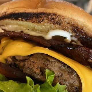 Bacon Cheeseburger